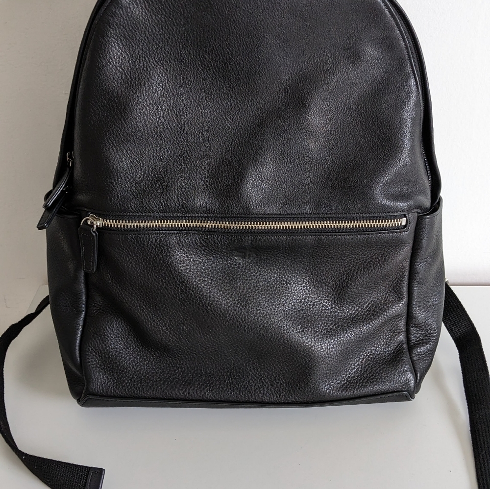 Leatherology All Black Sloan Onyx BackPack